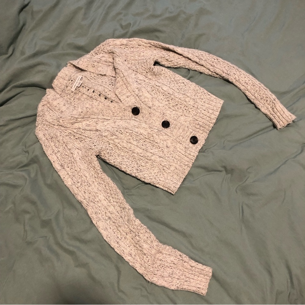 american eagle cropped sweater XS